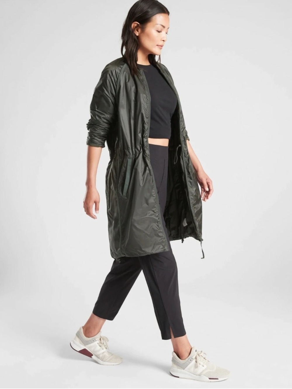 Athleta Women’s Summit Insulated Parka, Mountain Olive SIZE Medium
